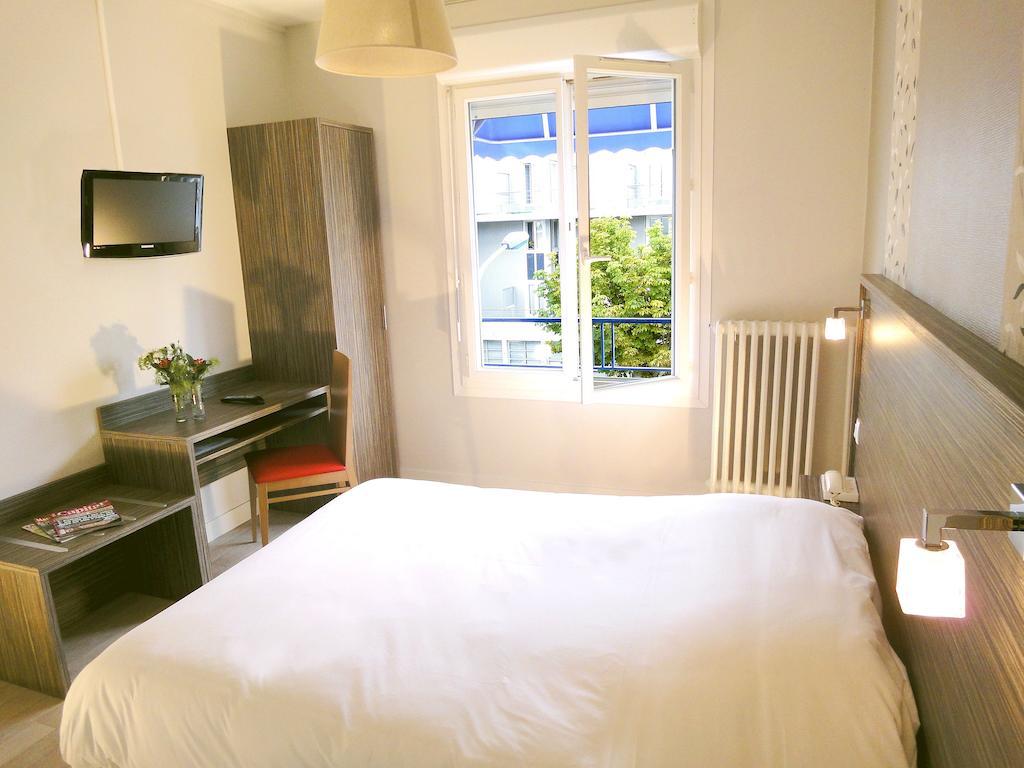 Hotel Les Pecheurs Lorient Rom bilde