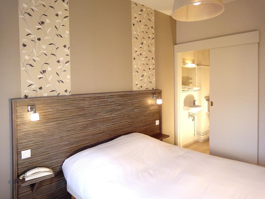 Hotel Les Pecheurs Lorient Rom bilde